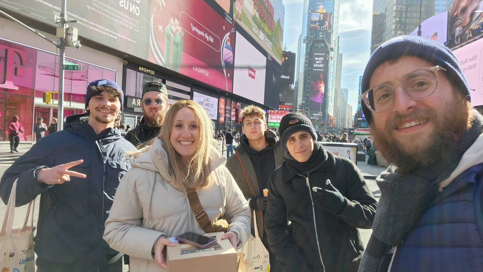 Acción de Jabad en Campus en Times Square, Nueva York
